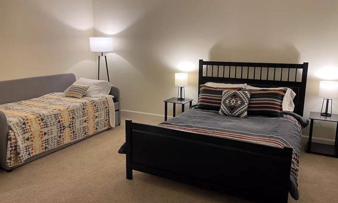 Sherwood - Tualatin South Condo | Charming Condo with Character