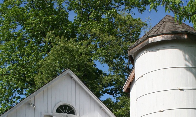 Roxbury House | Charming Converted Barn