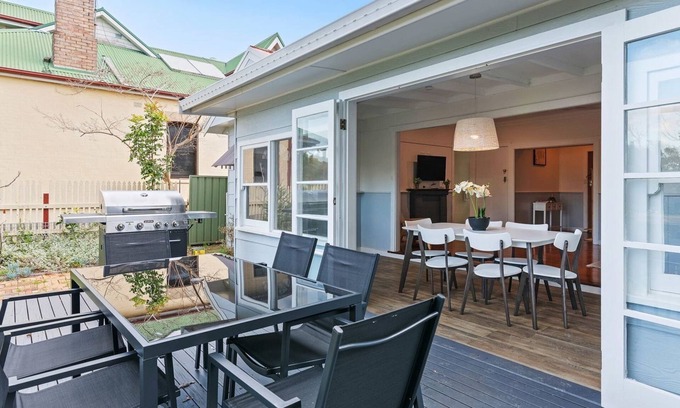 Woy Woy House | Charming Cottage by the Water Pet Friendly WoyWoy