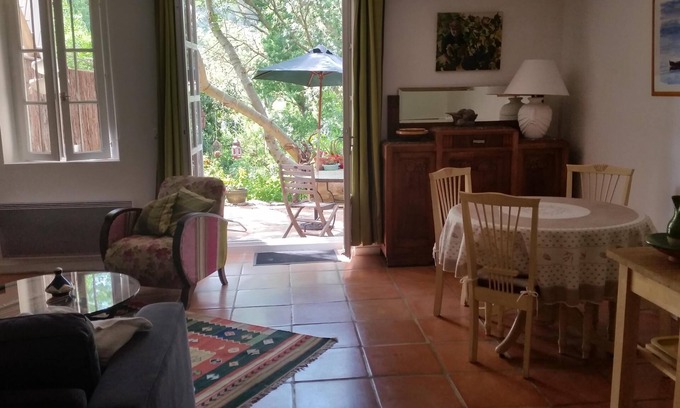 Lagrasse Apartment | Charming cottage for 2 people