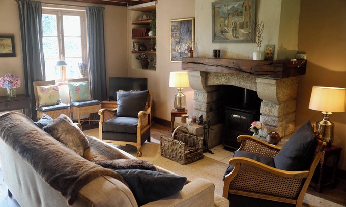 Besneville House | Charming Cottage in the Heart of Normandy