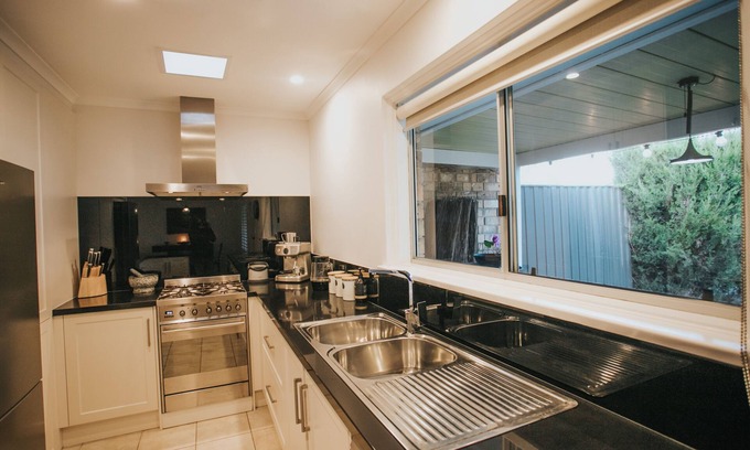 Lobethal Bed & Breakfast | Charming cottage in the heart of Lobethal, Adelaide Hills