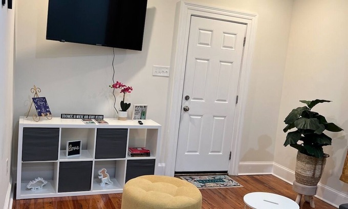 Gert Town Cottage | Charming cottage in enjoyable New Orleans with AC, WiFi