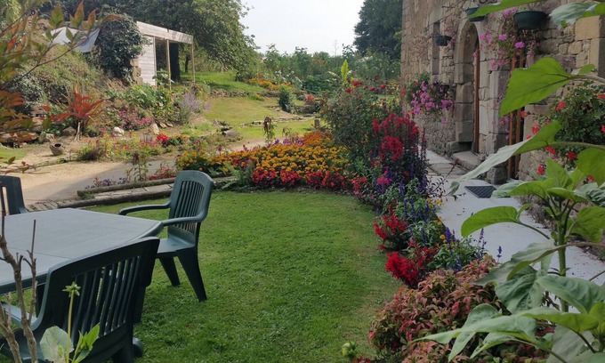 Tredias Cottage | charming cottage in very old manor house from 1520, with WIFI