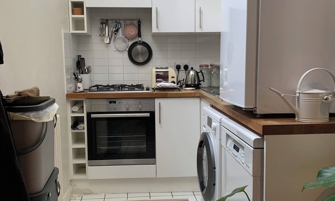 Angel Cottage | Charming Cottage. Islington Angel.