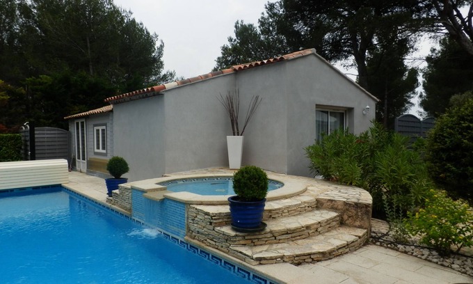 Lambesc Apartment | Charming cottage LE CITY