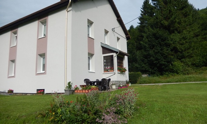 Cornimont Cottage | Charming Cottage Near Forest, Ski Resorts, and Lakes - Ideal for Families and Pets