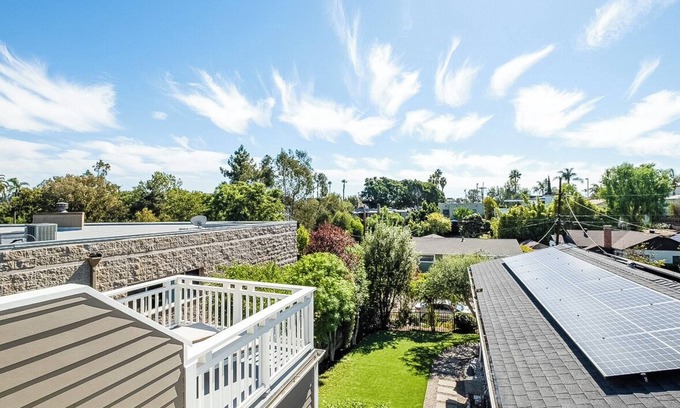 Normal Heights Apartment | Charming cottage near Adams with rooftop deck