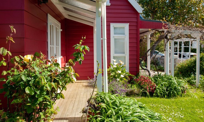 Akaroa House | Charming Cottage