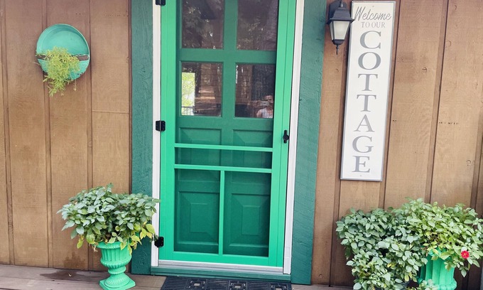 Clitherall Cottage | Charming Cottage on Beautiful West Battle Lake, Minnesota