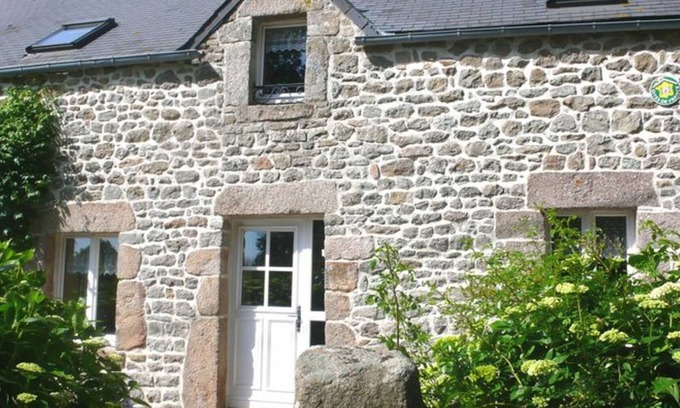 Theville Cottage | Charming Cottage with Garden, Near Sea and Hiking Trails