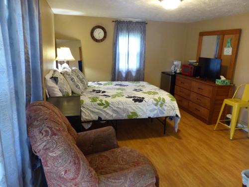 Eureka Springs House | Charming Country 1Bd 1Ba Cabin near Eureka Springs, Beaver Lake and White River