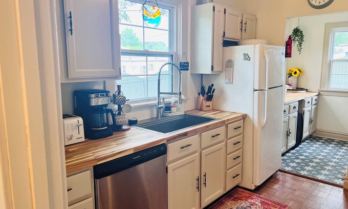 Ironton House | Charming Country Bungalow - perfect for families