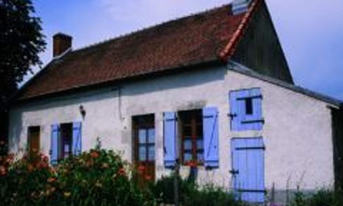 Montoldre Cottage | "Charming Country Cottage: Fireplace, Garden, Near Vichy & Activities, Pet-Friendly"