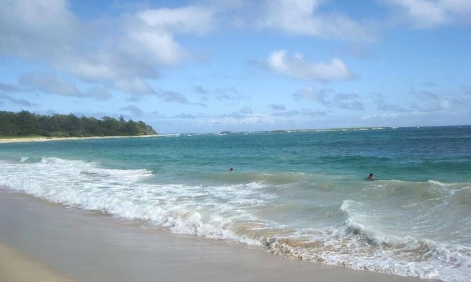 Hauula House | Charming Country Hale,ParkingWi-Fi,30 Night Rental
