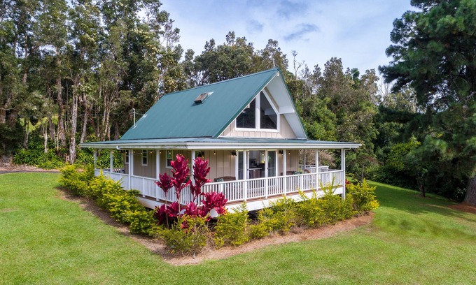 Kamuela House | Charming Country Home Pa Hau'oli Home