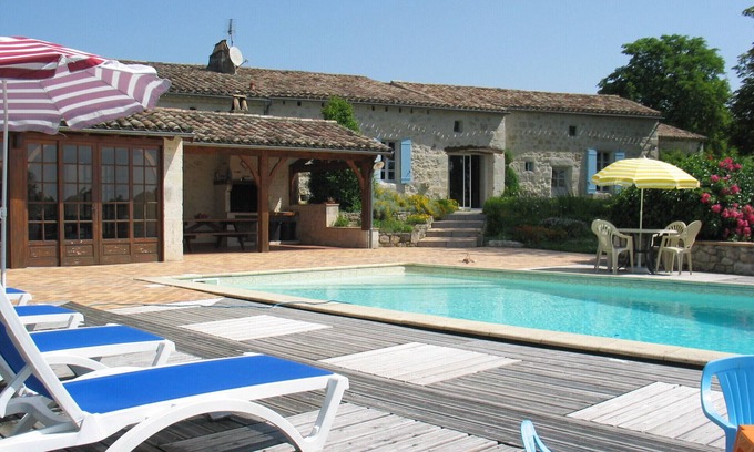 Tayrac House | Charming country house, 11 people, large private swimming pool, absolute tranquility