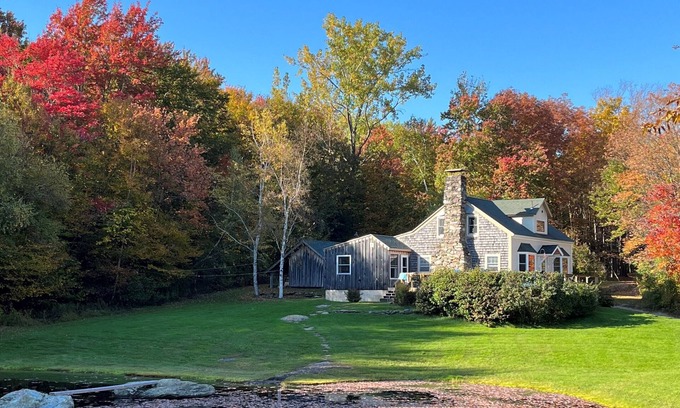 Underhill House | Charming country house, 180 acres, near MtMansfield, Smugglers Notch and Stowe