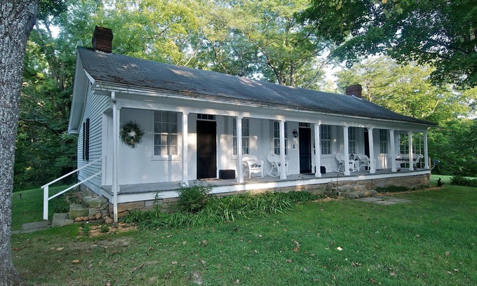 Gnaw Bone House | Charming country manor, dog friendly, wireless internet service