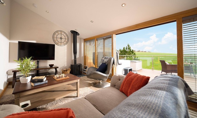Stoke Rivers Cottage | Charming countryside cottage for couples with private hot tub and communal games room.