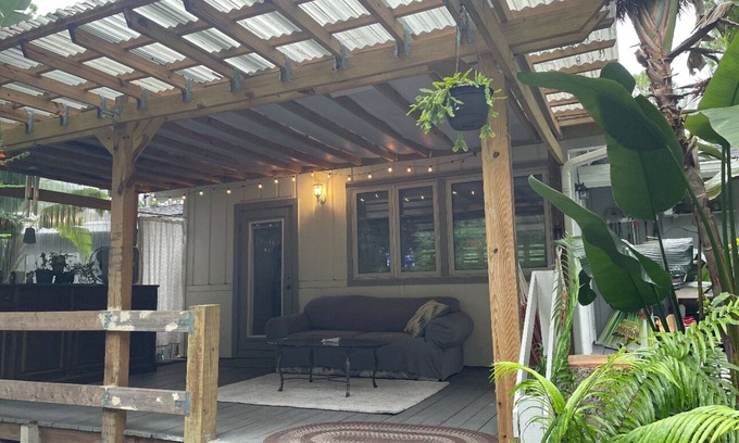 Jupiter Farms House | Charming Countryside 1 bedroom 1bathroom in fabulous Jupiter Farms