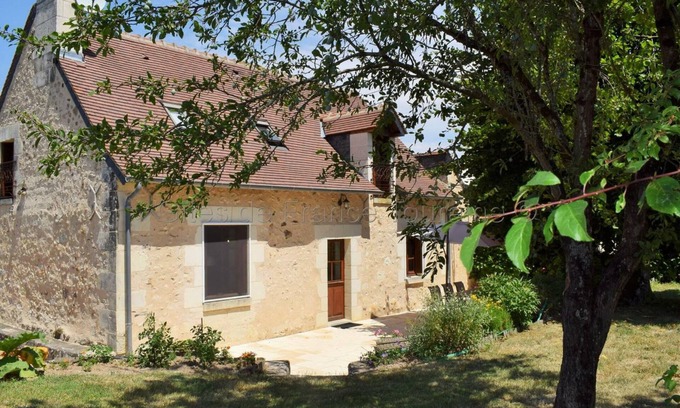 Paulmy Cottage | Charming Countryside Retreat with Garden, Fireplace, and Modern Amenities in Southern Touraine