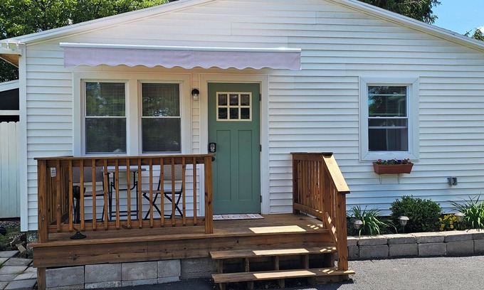 Carlisle Cottage | Charming, Cozy and Clean Cottage in Carlisle