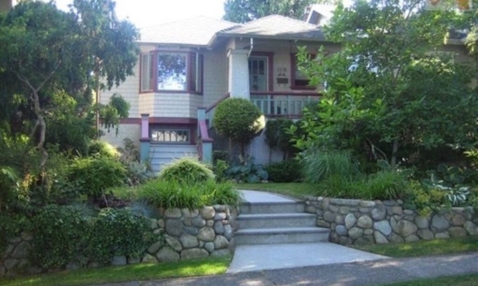 West Point Grey House | Charming & Cozy Character Home in Lovely Point Grey close to UBC and Downtown