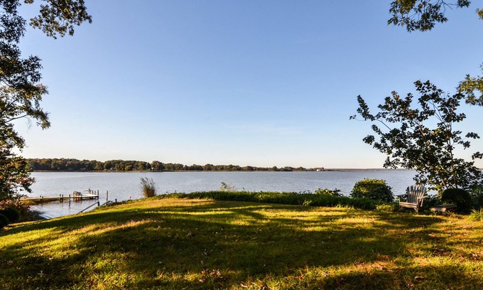 Millers Tavern Cottage | Charming Cozy Cottage on the Rappahannock w/ private pier & expansive views!