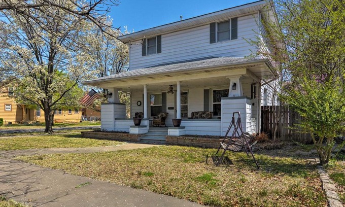 Bartlesville House | Charming Craftsman Home in Downtown Bartlesville!