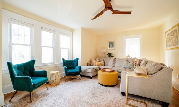 Poughkeepsie House | Charming Craftsman Home - Near Vassar, Marist