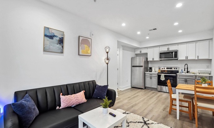 Petworth Bed & Breakfast | Charming D.C. 1BR Apartment