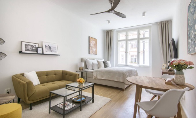 Andel Apartment | Charming Designer Apartment by the River, FREE breakfast