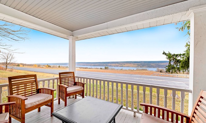 Dundee House | Charming dog-friendly farmhouse adjacent to winery with Seneca Lake views