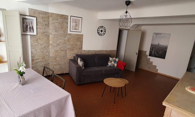 Digne-les-Bains Apartment | Charming downtown apartment