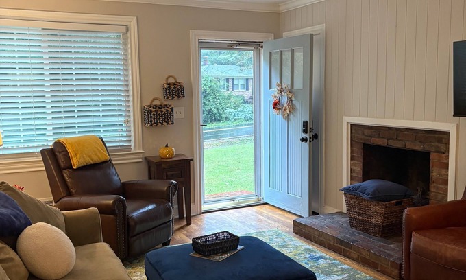 Greenville - Spartanburg House | Charming downtown 3-bed family-friendly cottage home. Pets OK