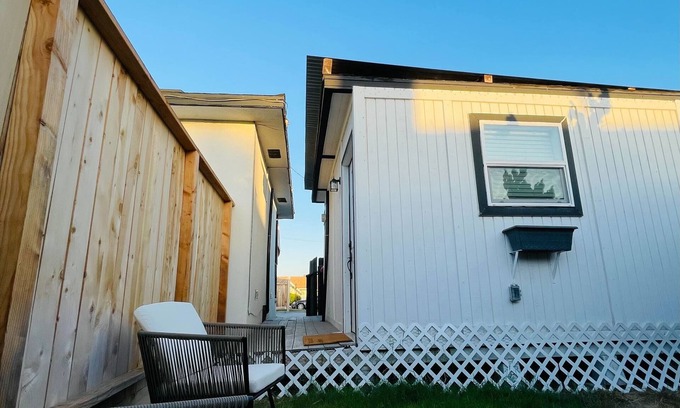 Lincoln Acres House | Charming Downtown Hideaway 1bd/1ba w/AC & WiFi in sunny San Diego!
