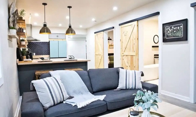Appleton Apartment | Charming Duplex Retreat in the Heart of Appleton