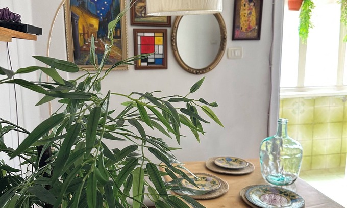 Al-'Atarin Apartment | Charming Artistic Apartment with AC, WiFi in the heart of Alexandria Downtown