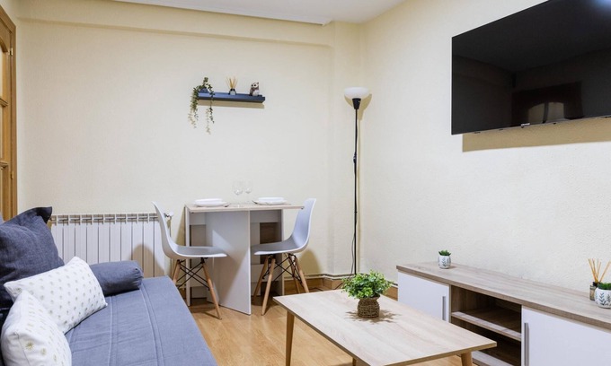 Ventas Apartment | Charming El Carmen II - Lovely Flat with a terrace