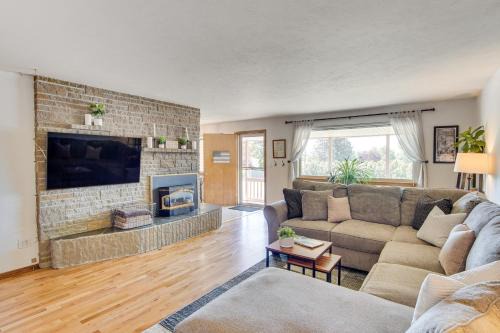 Ellensburg House | Charming Ellensburg Home with Patio Less Than 1 Mi to CWU!