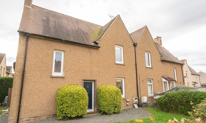 Rosewell House | Charming Family House in Rosewell - Pass the Keys