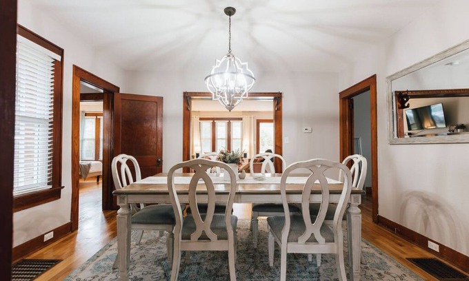 Johnson City House | Charming Family Retreat in Johnson City