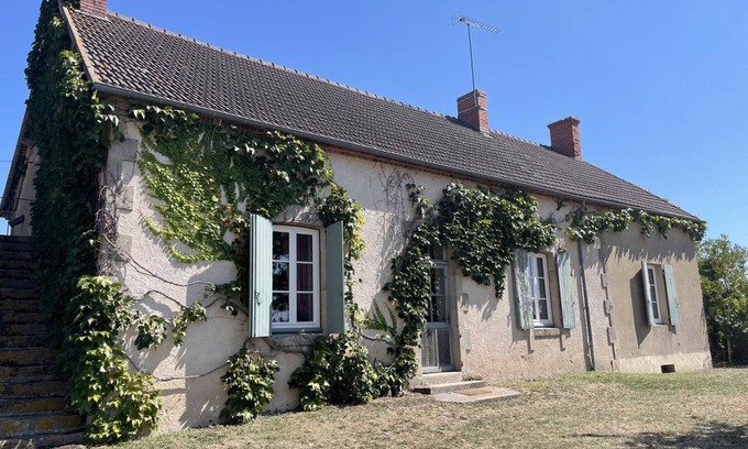Chappes Cottage | Charming Farmhouse: Private Pool, Fireplace, Garden - Pet-Friendly