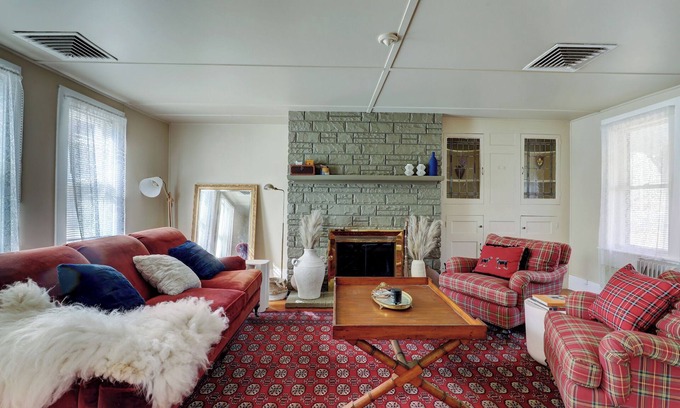 Saugerties Other | Charming Farmhouse barn in Palenville close to Saugerties, Woodstock, Hunter