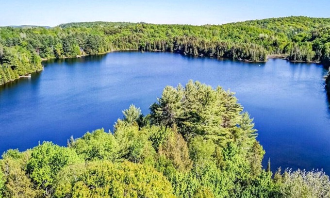 Papineau Regional County Municipality Cottage | Charming Farmhouse looking for active family to enjoy the outdoors