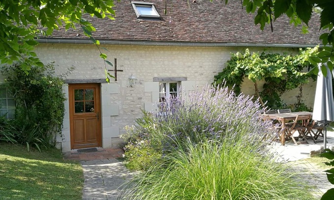 Brizay Cottage | Charming Farmhouse with Private Pool Near Vineyards and Nature