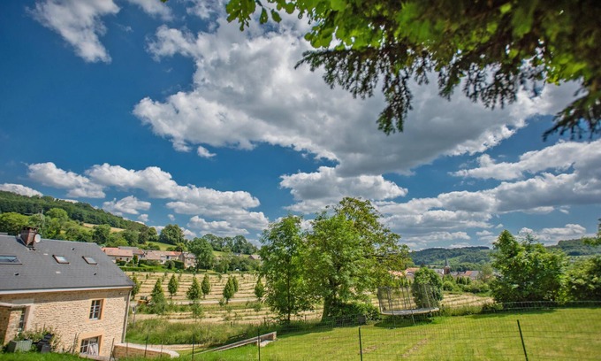 Guignicourt-sur-Vence House | Charming country family home in French Ardennes
