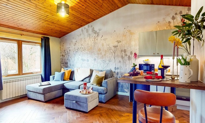 Kincraig Cottage | Charming Fraser Cottage Getaway in Insh, Couples Getaway near Aviemore.