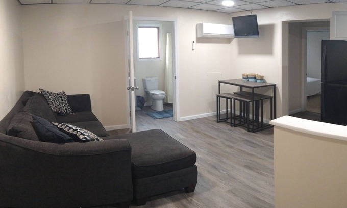 Buckhannon Apartment | Charming fresh apartment in Buckhannon Colonial #6